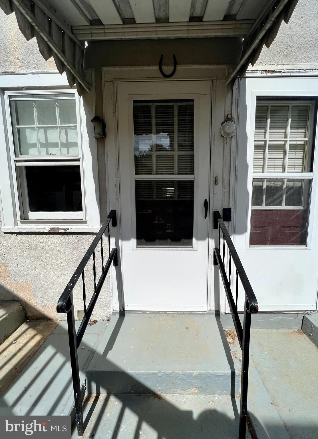 CHARLES TOWN - Residential Lease