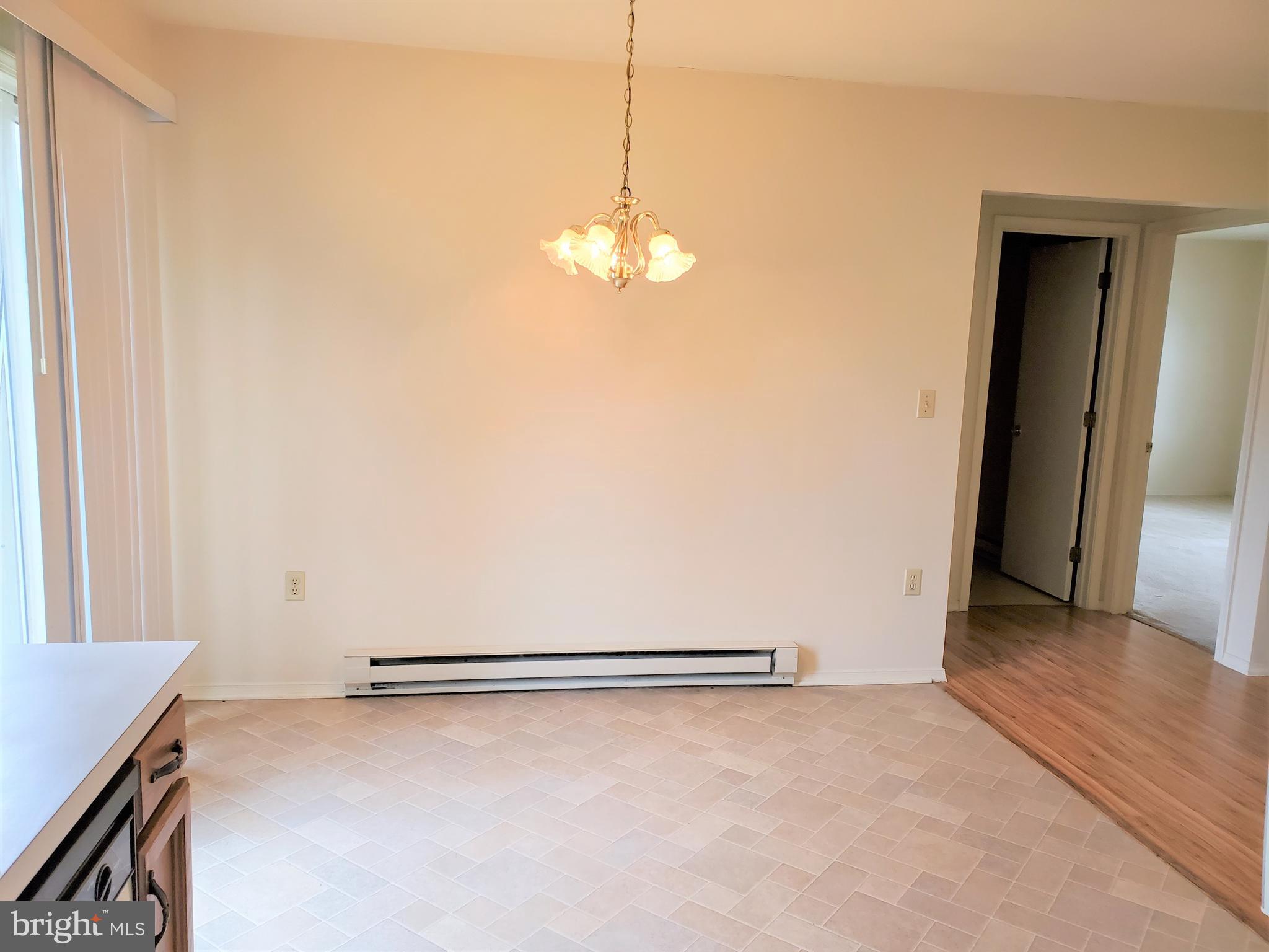 TWIN HILLS - Residential Lease