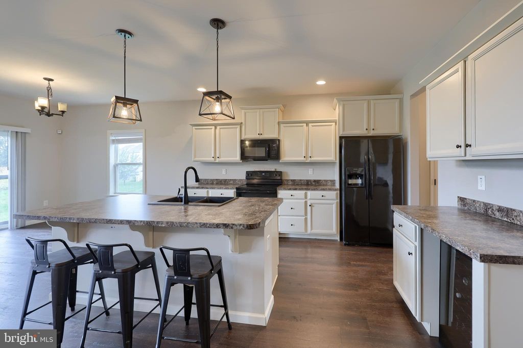 Photo of 605 Kincaid Avenue, LANCASTER, PA 17601 (MLS # PALA2077056)