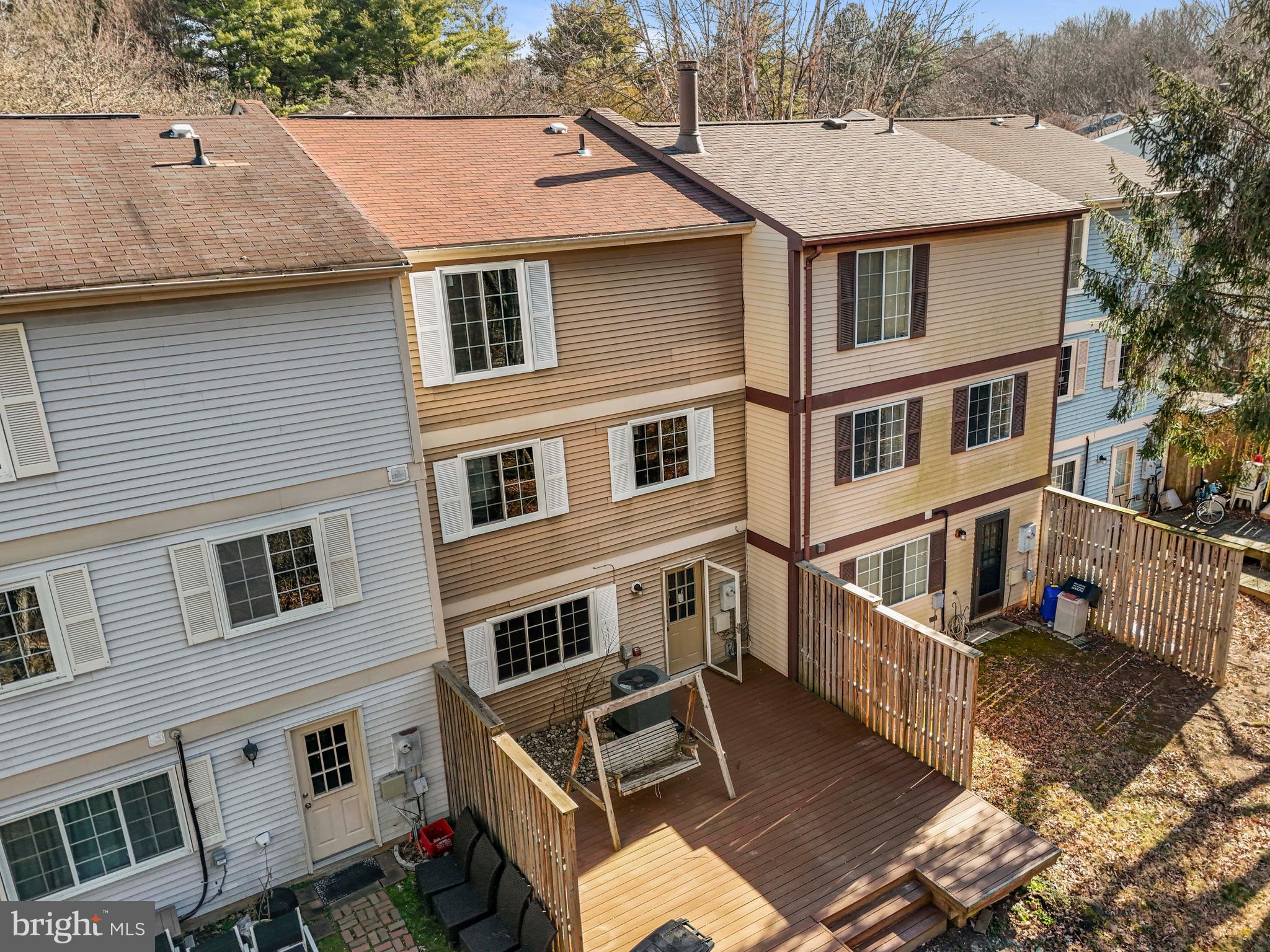 RESTON - Residential