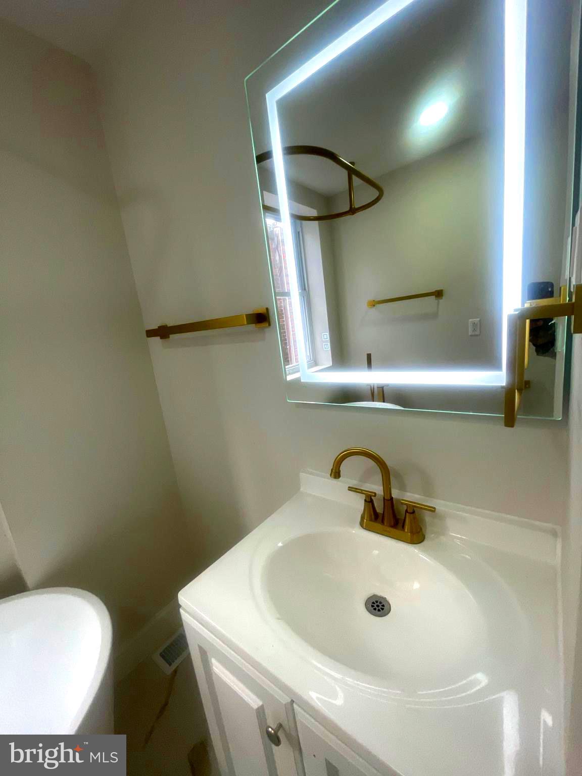 WEST PHILADELPHIA - Residential