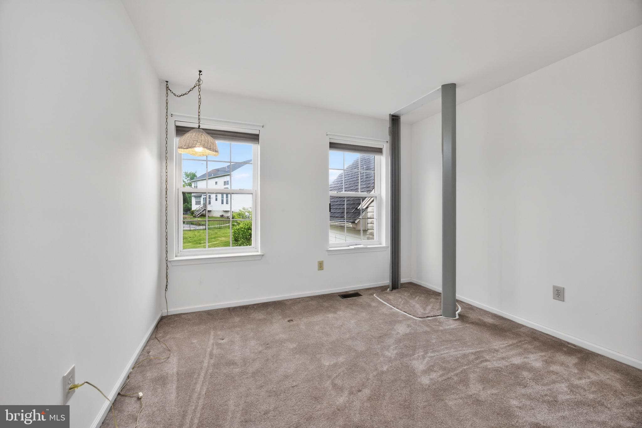 THE SUMMIT - Residential