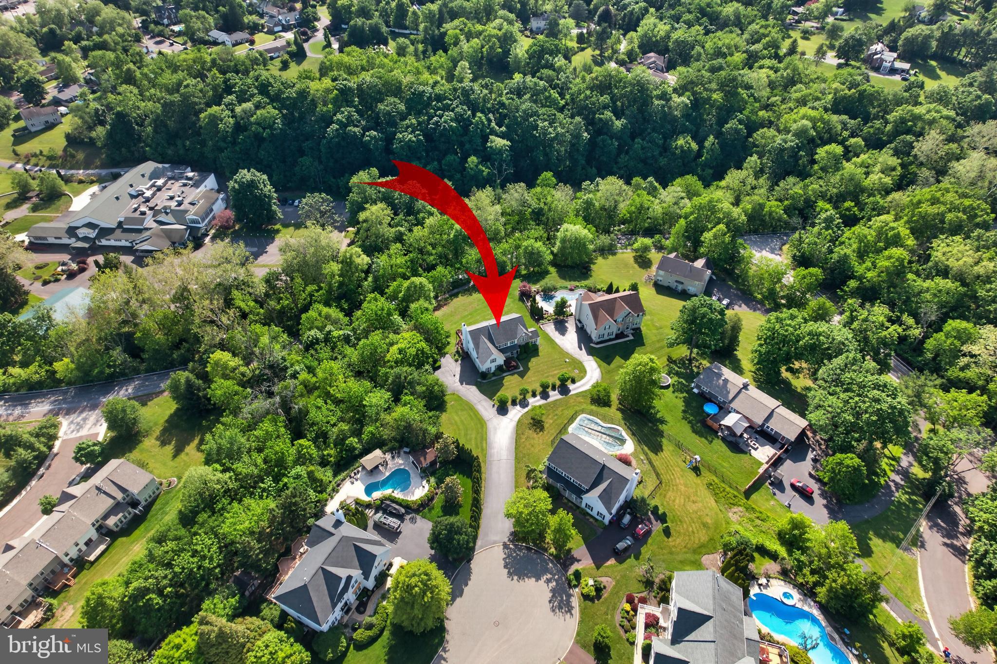 THE SUMMIT - Residential