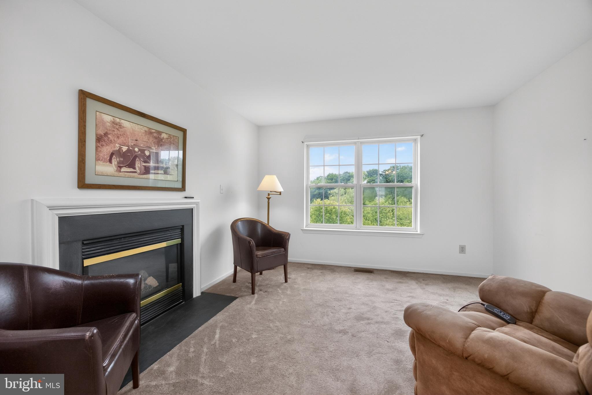 THE SUMMIT - Residential