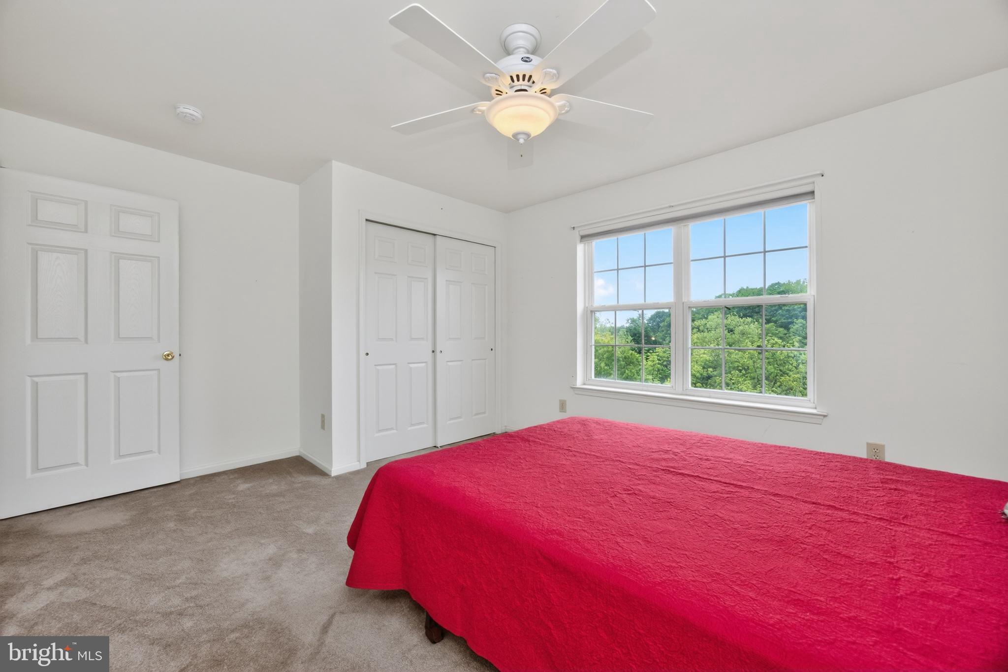 THE SUMMIT - Residential