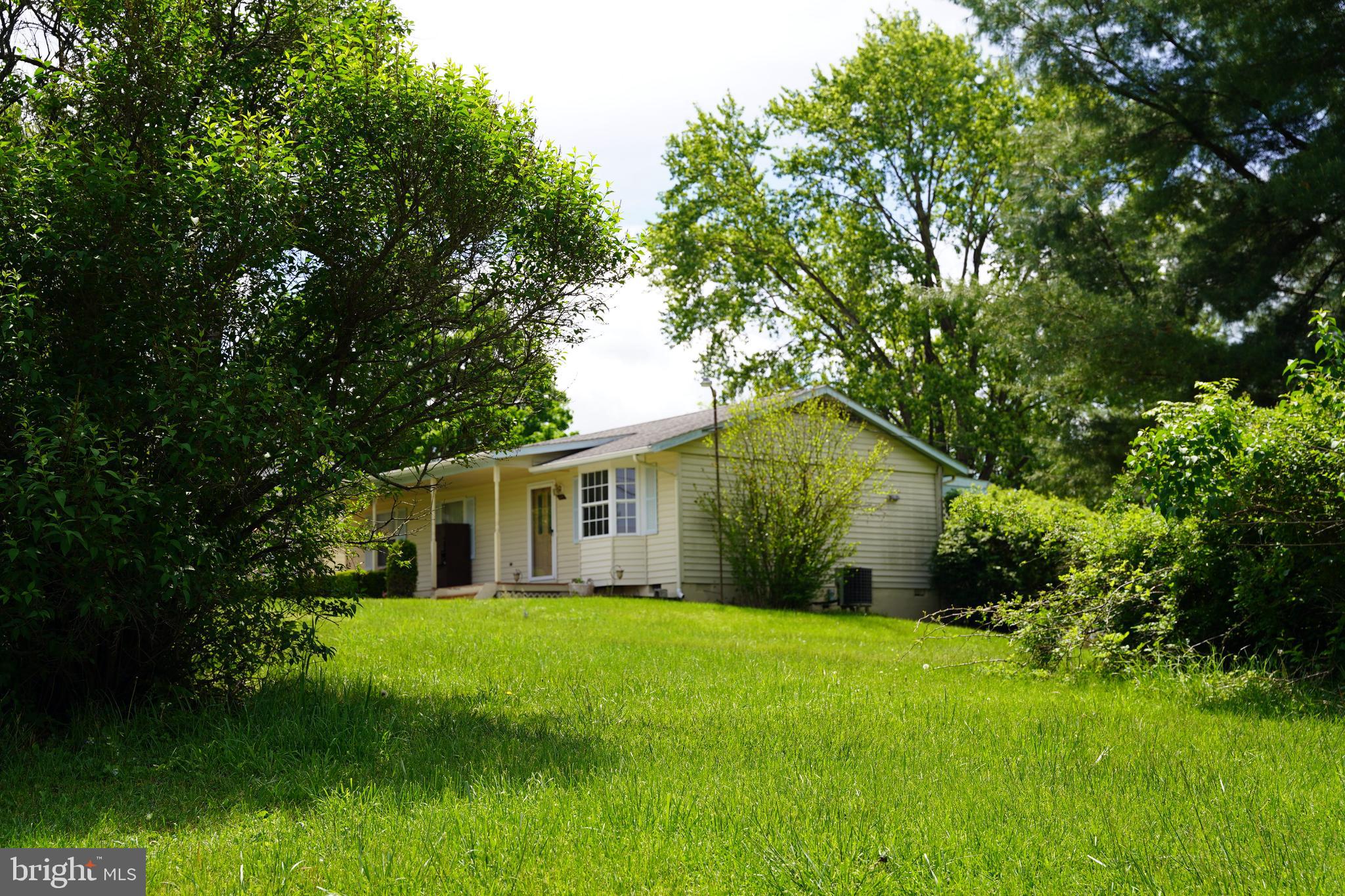 HIDDEN RIVER - Residential