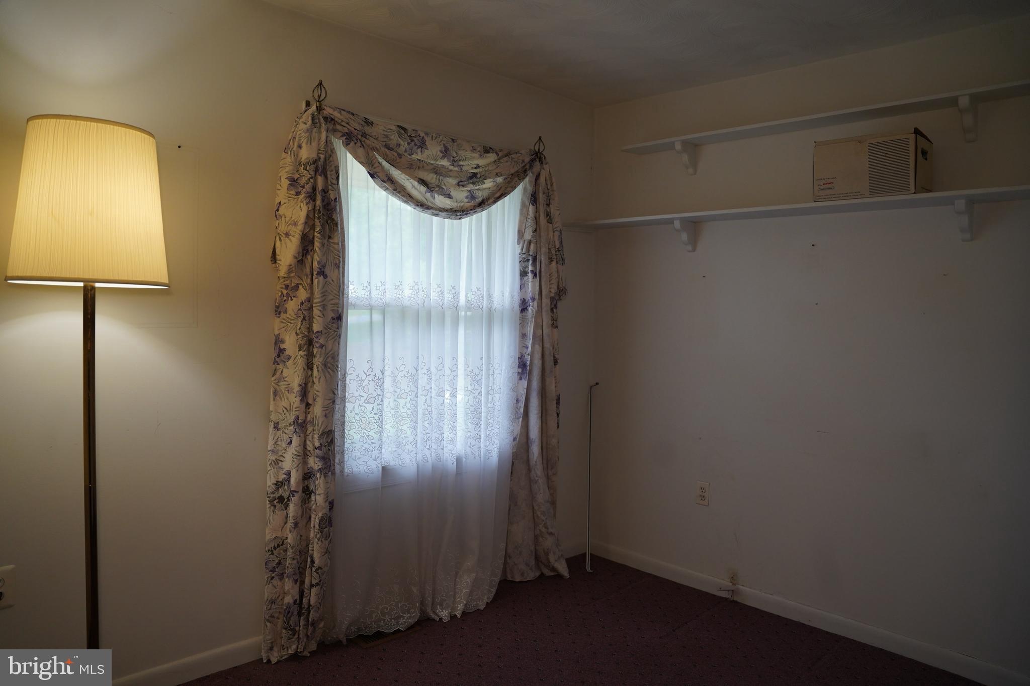 HIDDEN RIVER - Residential