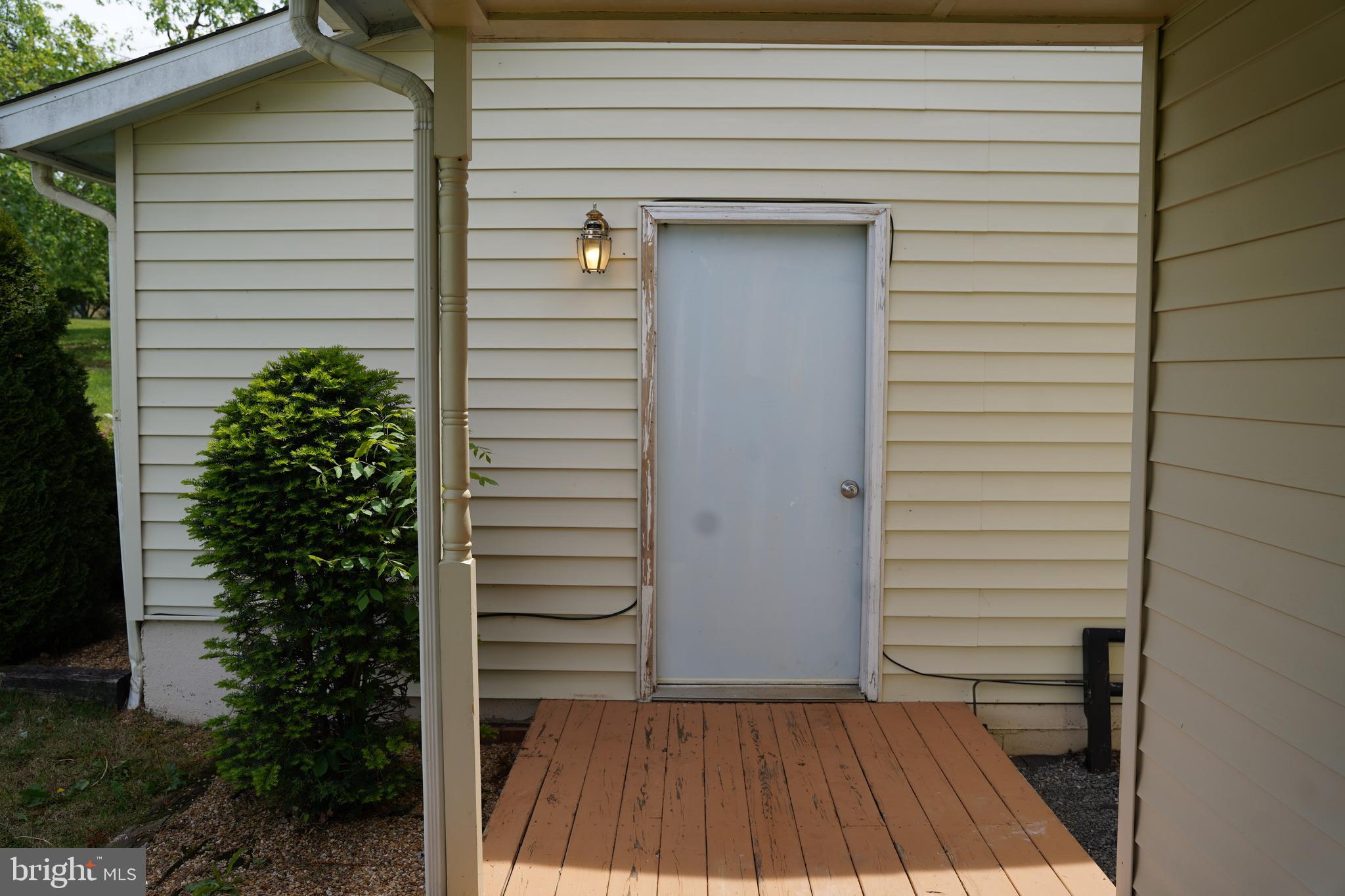 HIDDEN RIVER - Residential