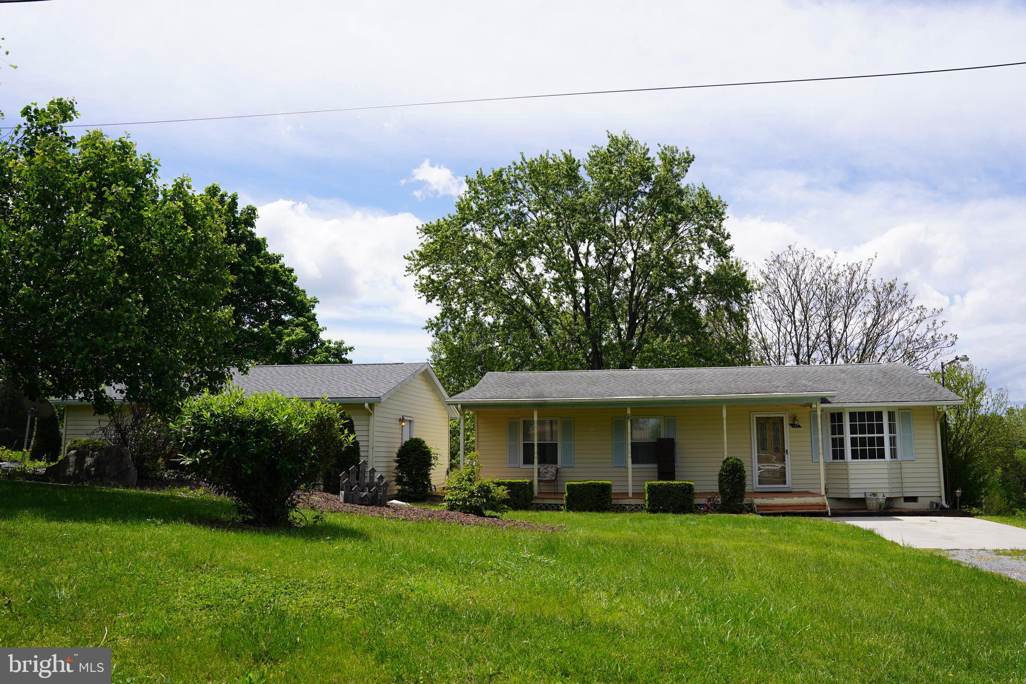HIDDEN RIVER - Residential