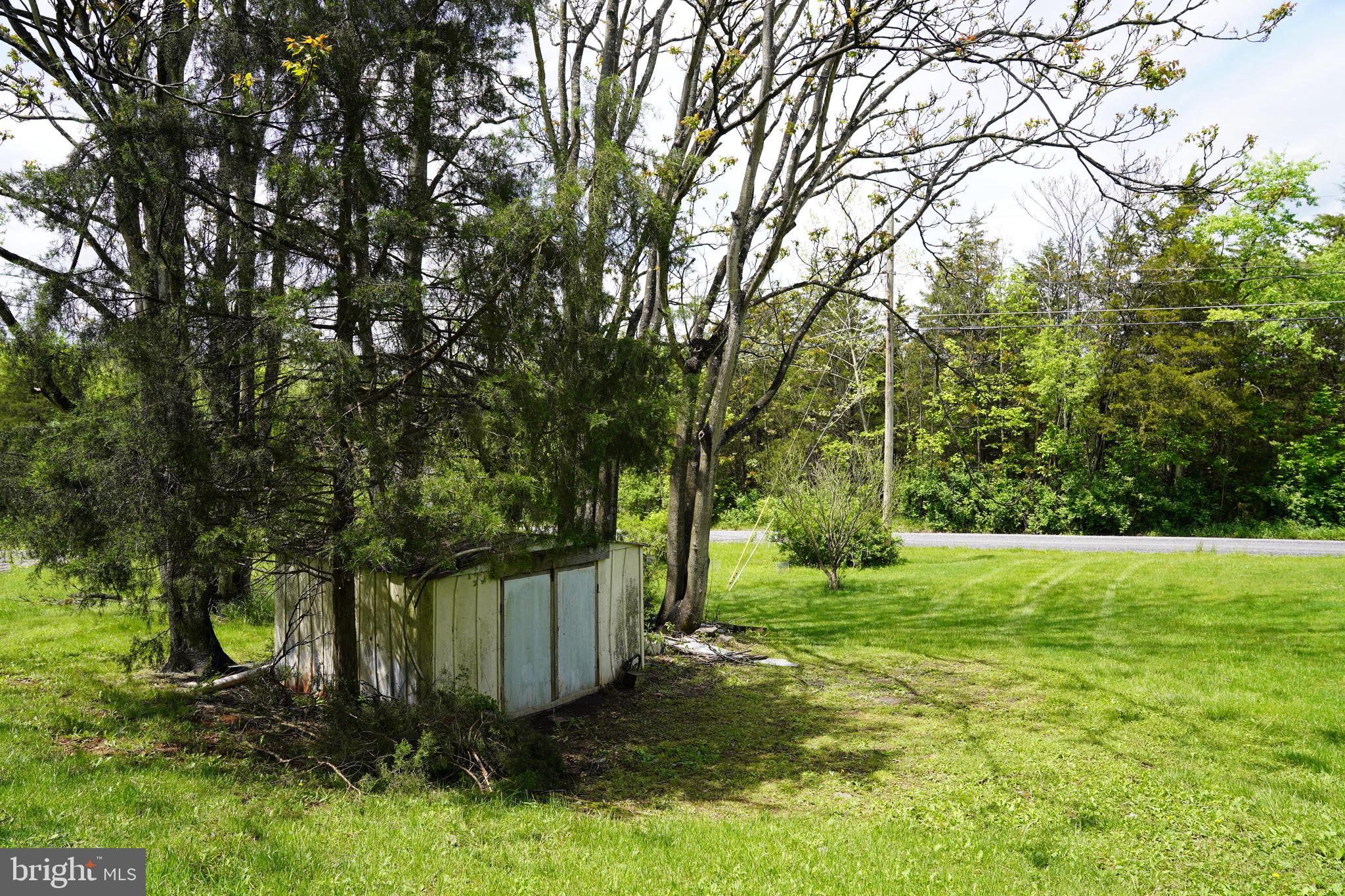 HIDDEN RIVER - Residential