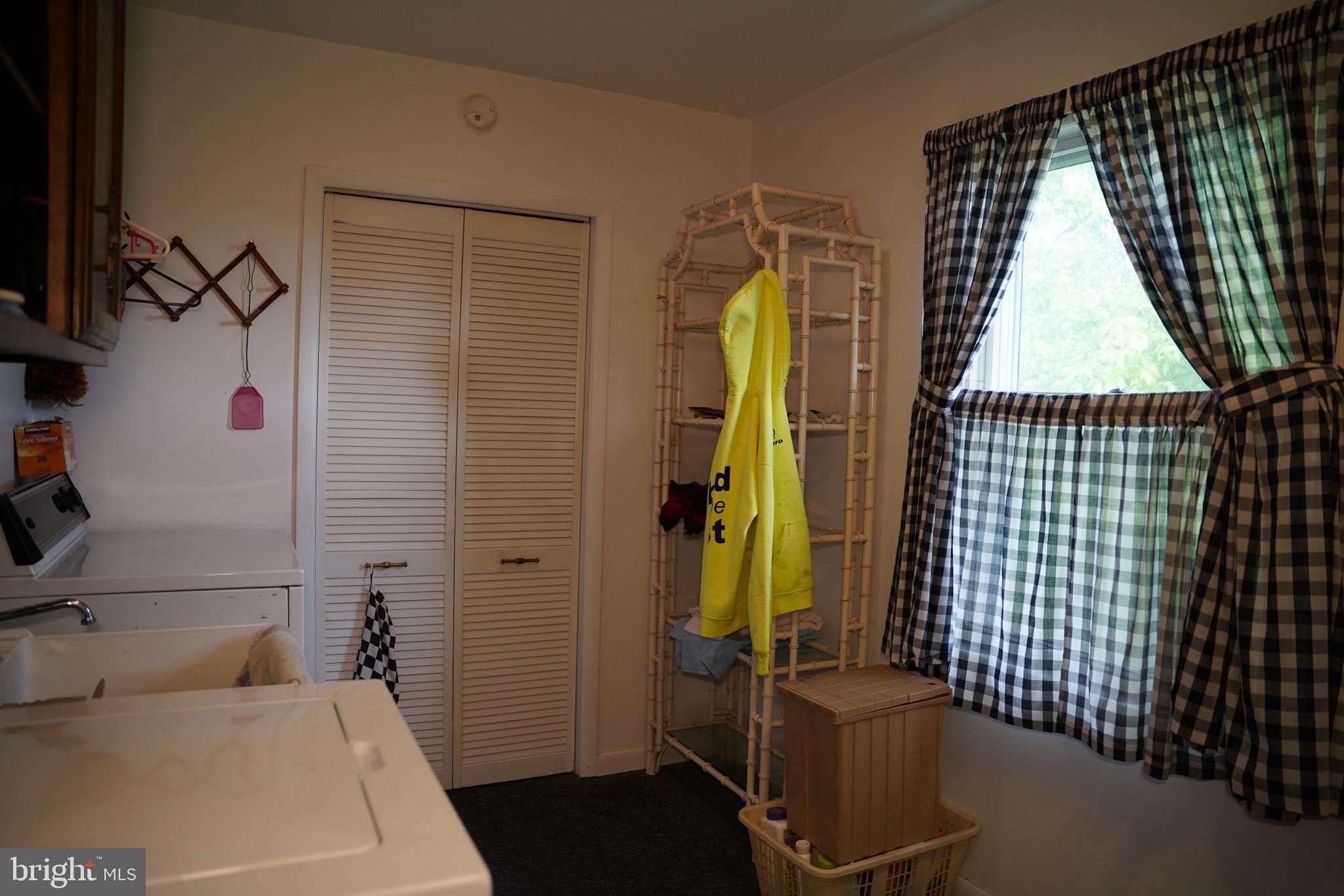 HIDDEN RIVER - Residential