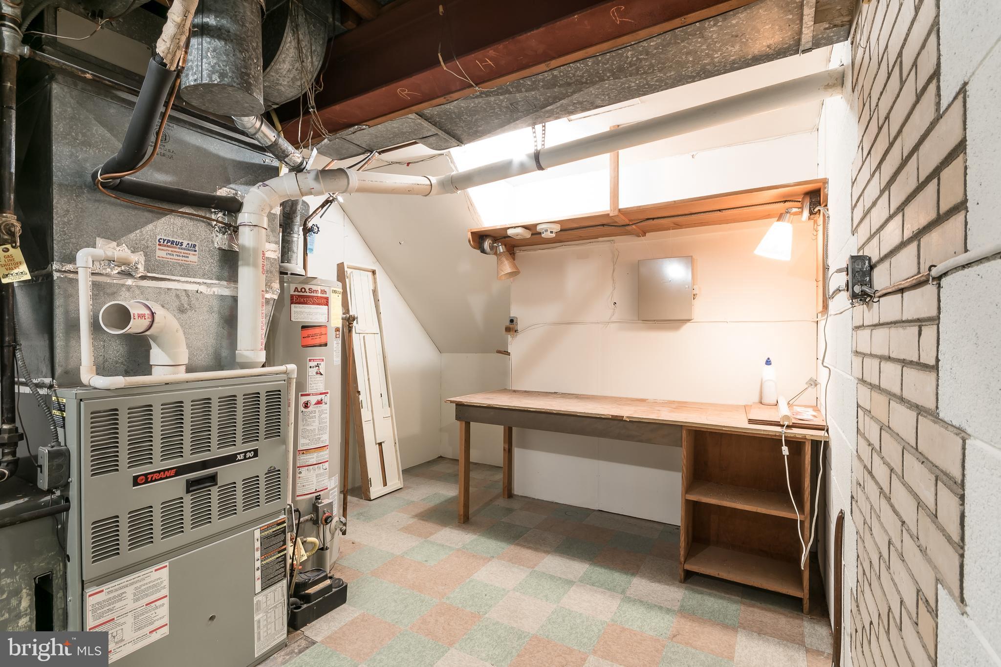 VILLAMAY - Residential Lease