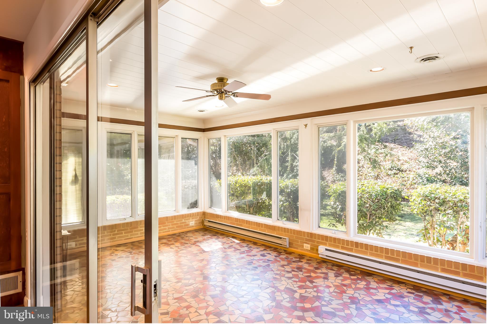 VILLAMAY - Residential Lease