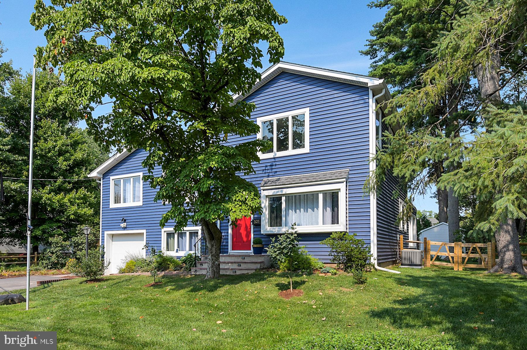 321 WALNUT LANE