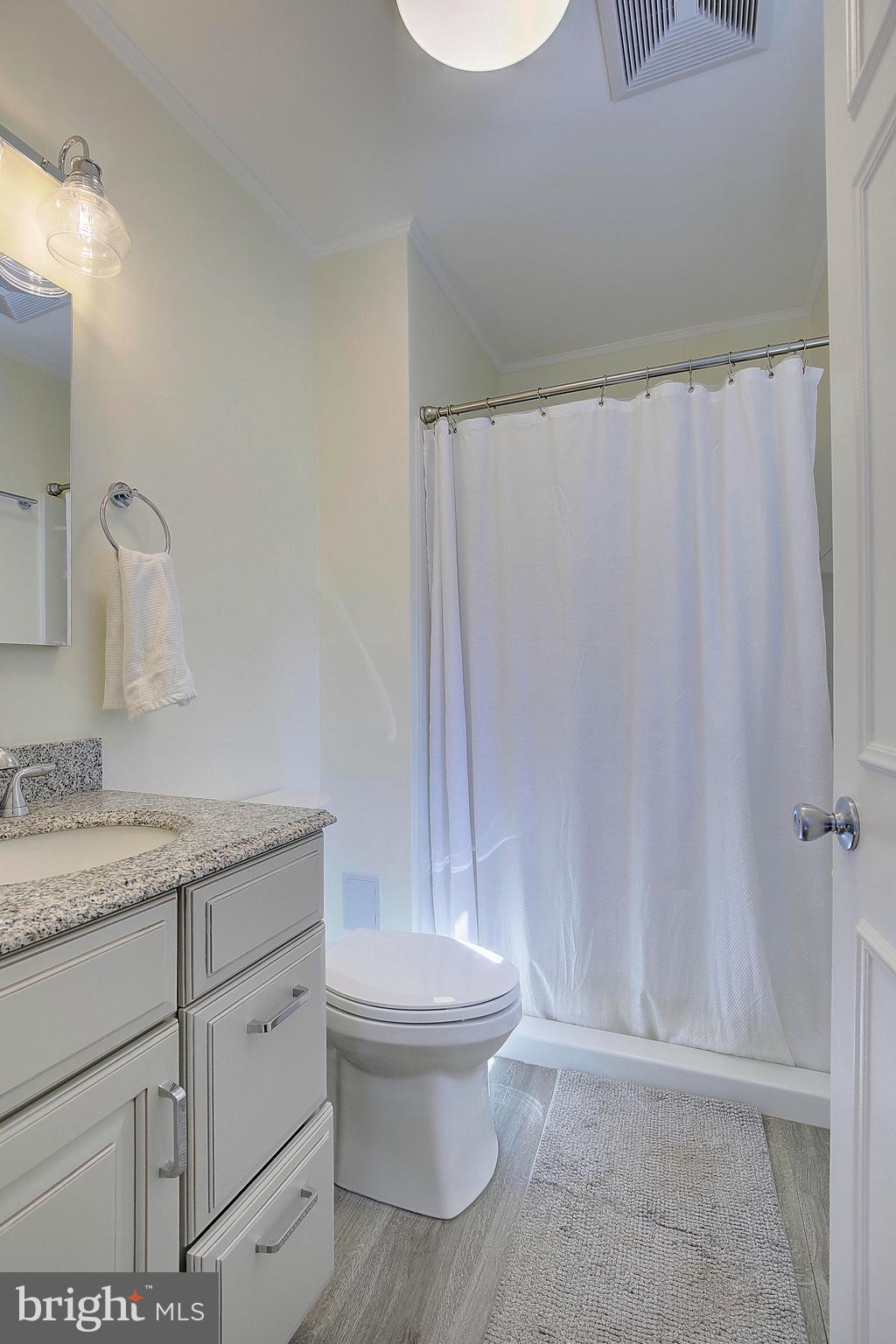 BLACKWALNUT COVE - Residential