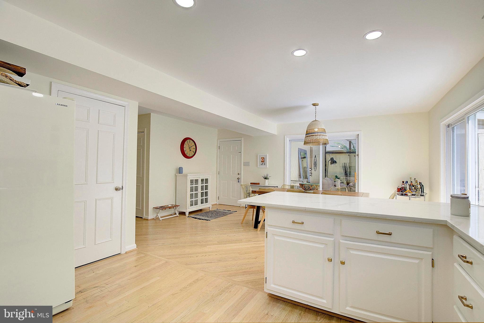 BLACKWALNUT COVE - Residential