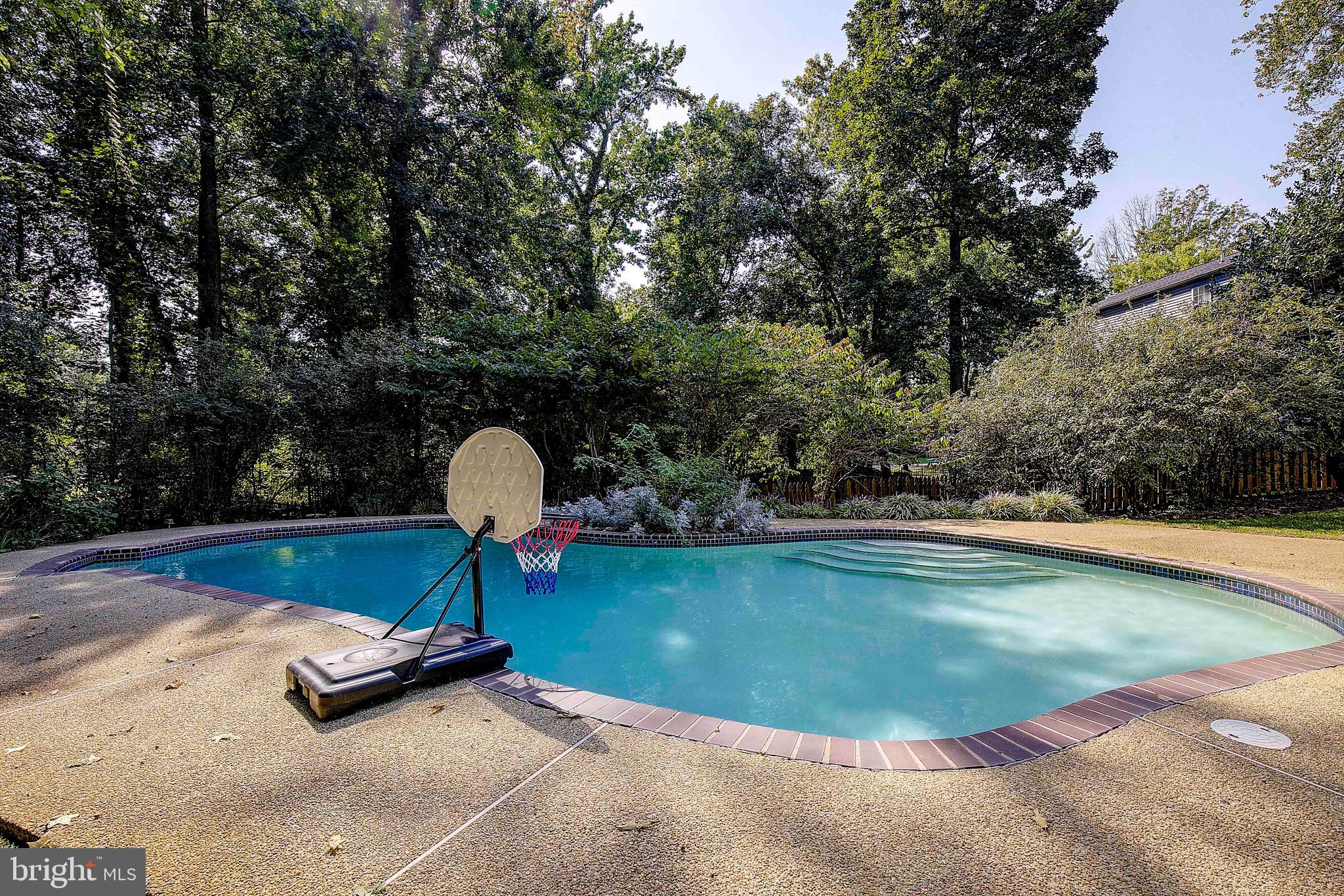 BLACKWALNUT COVE - Residential