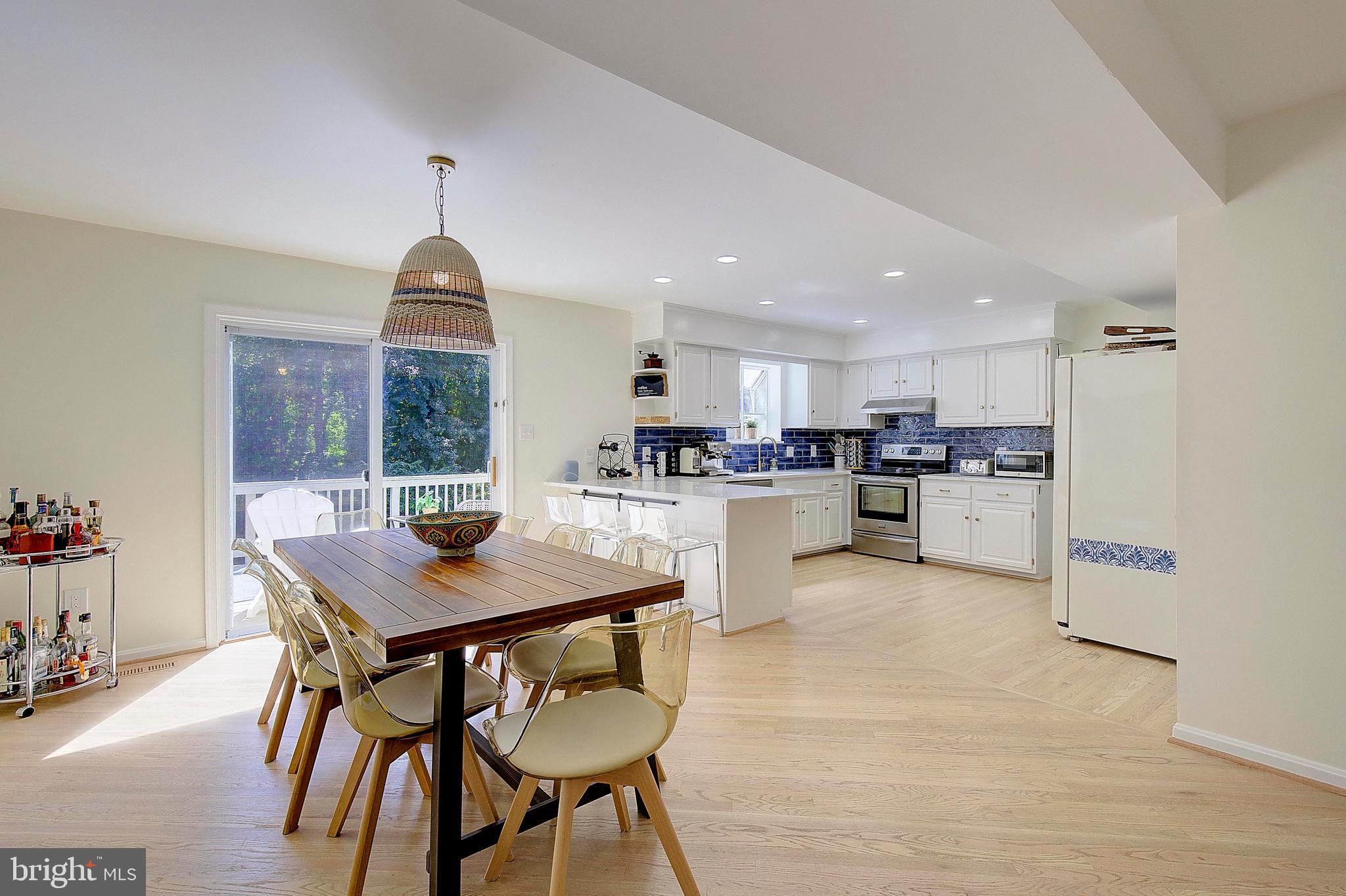 BLACKWALNUT COVE - Residential