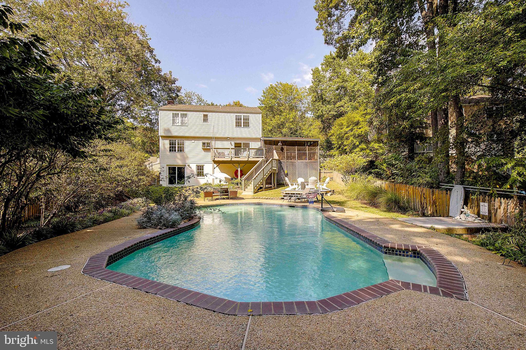 BLACKWALNUT COVE - Residential