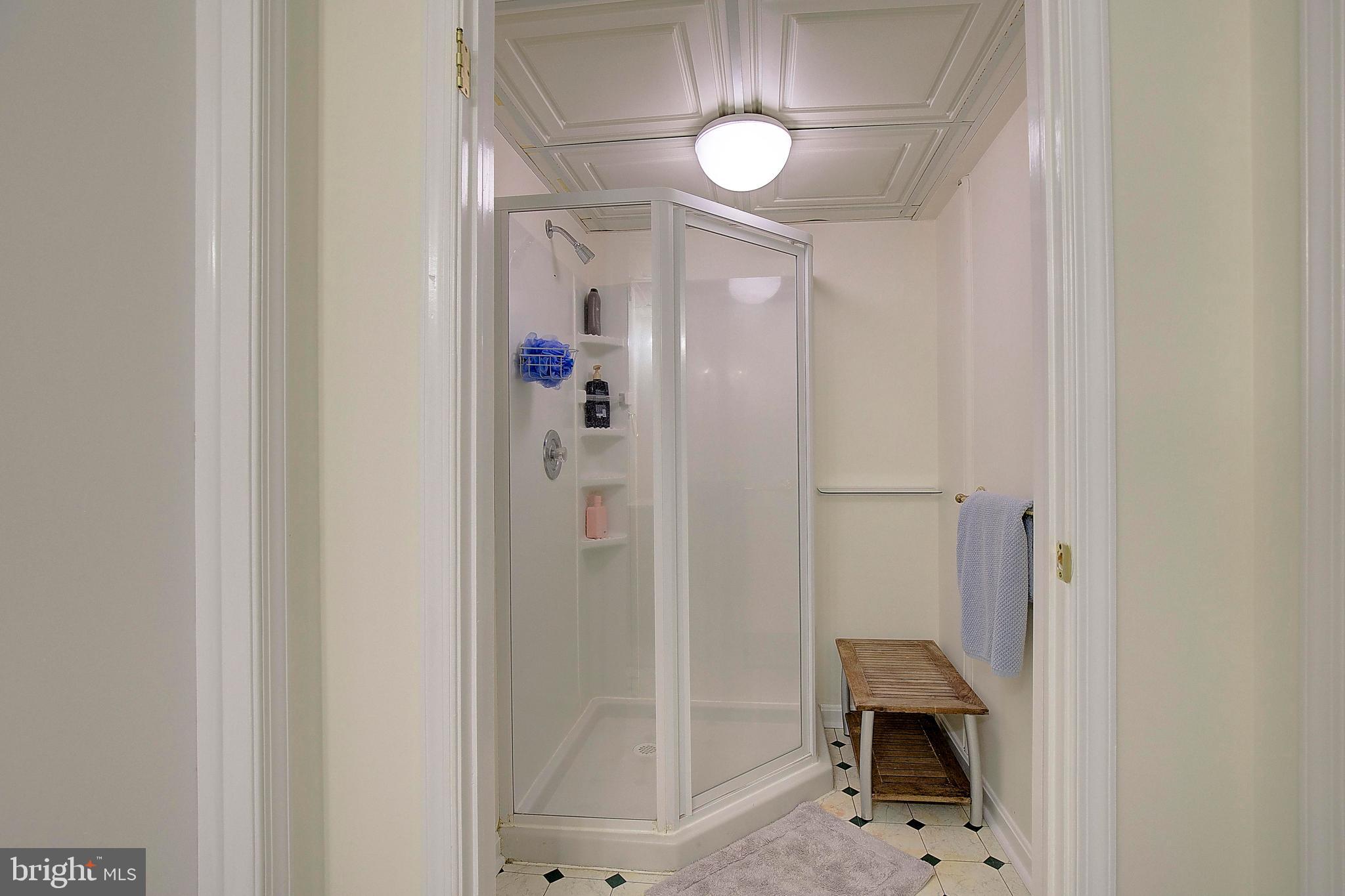 BLACKWALNUT COVE - Residential