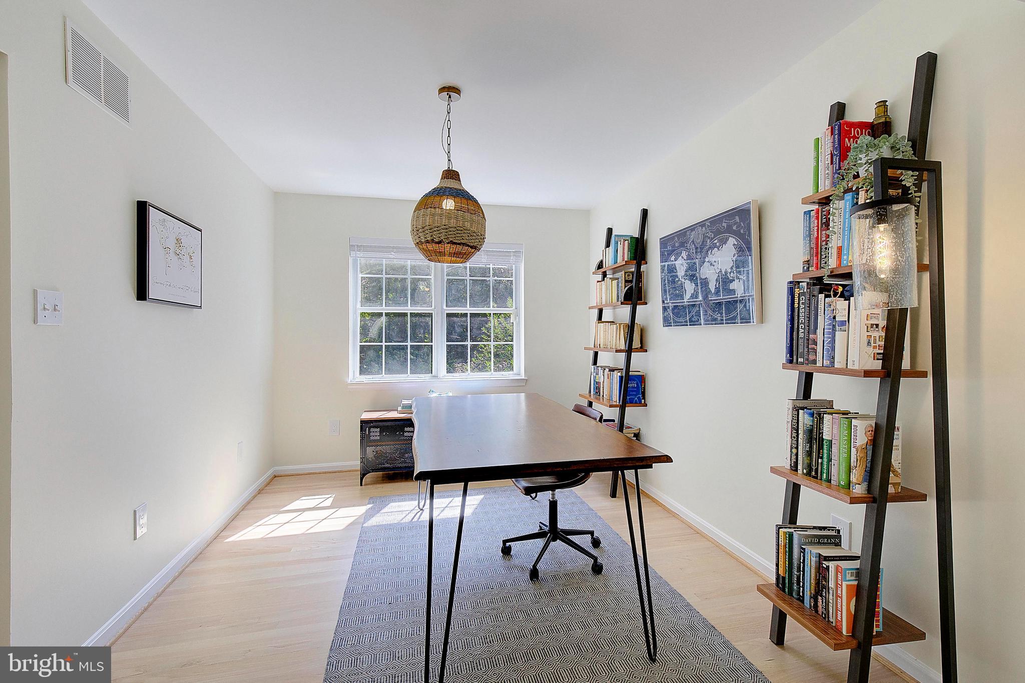 BLACKWALNUT COVE - Residential