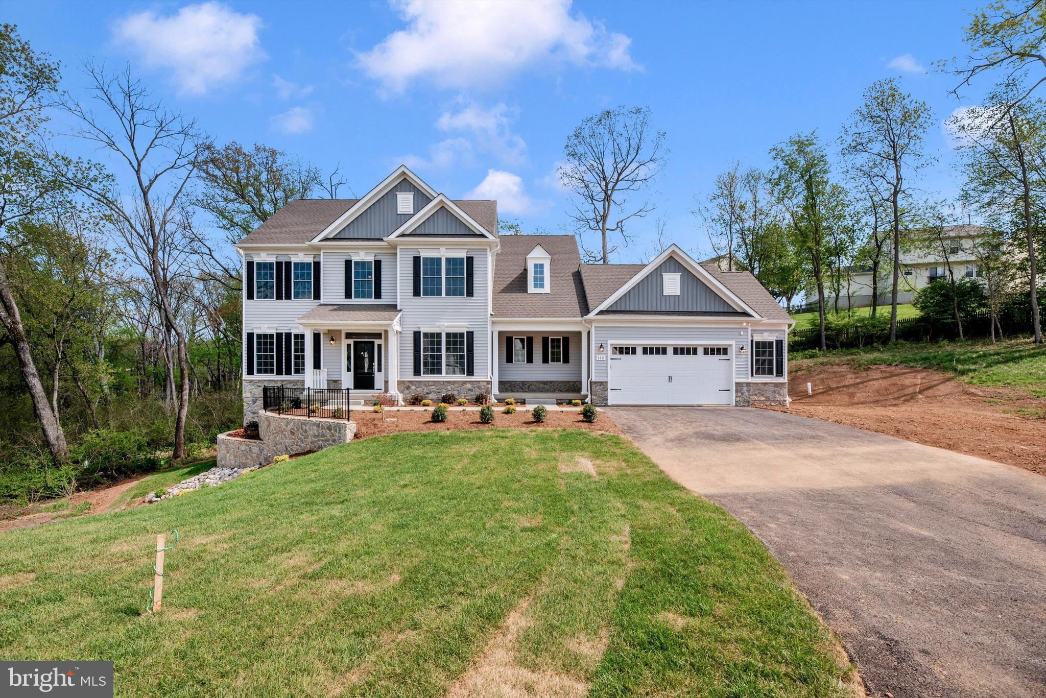 LEGACY FARMS - Residential