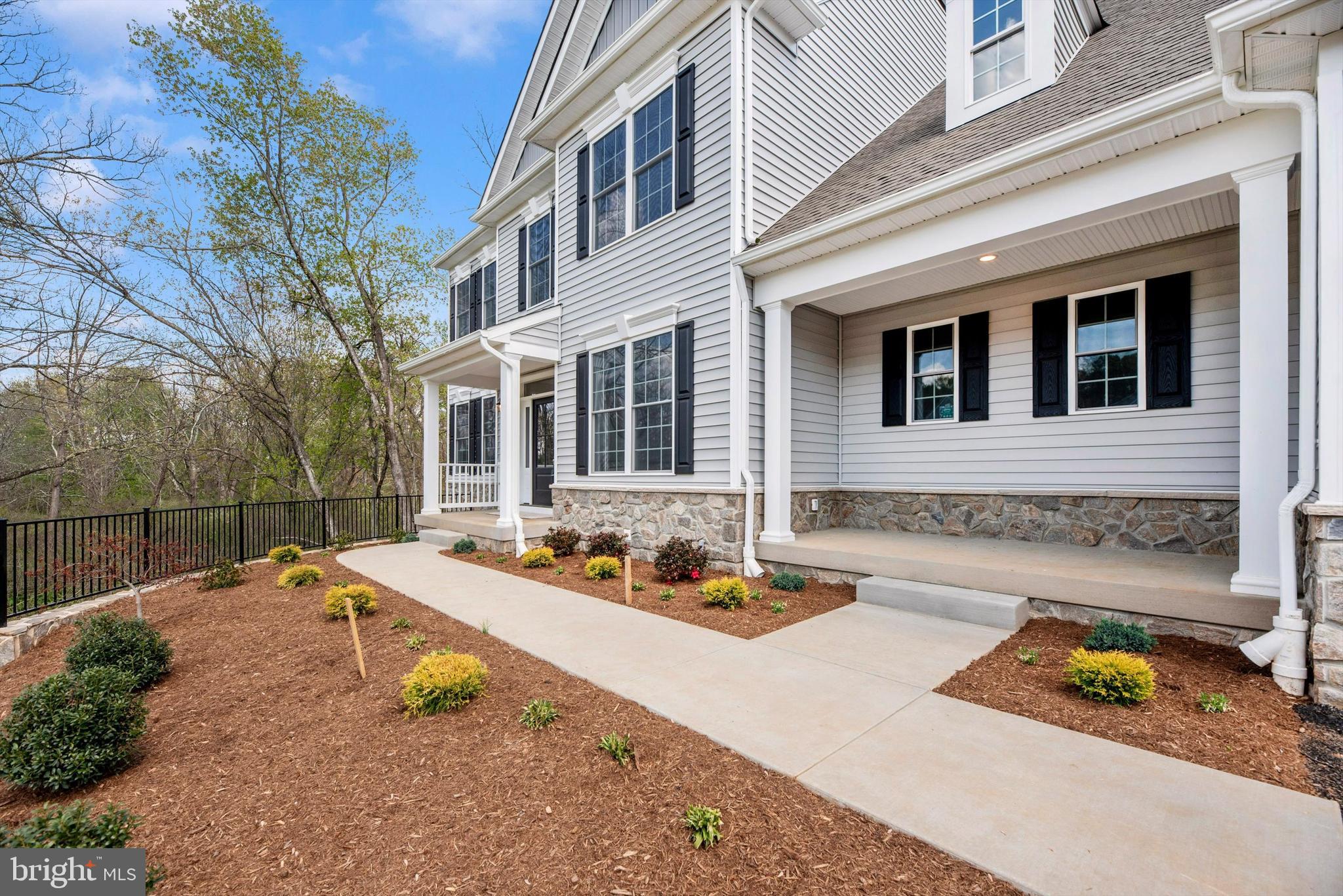 LEGACY FARMS - Residential