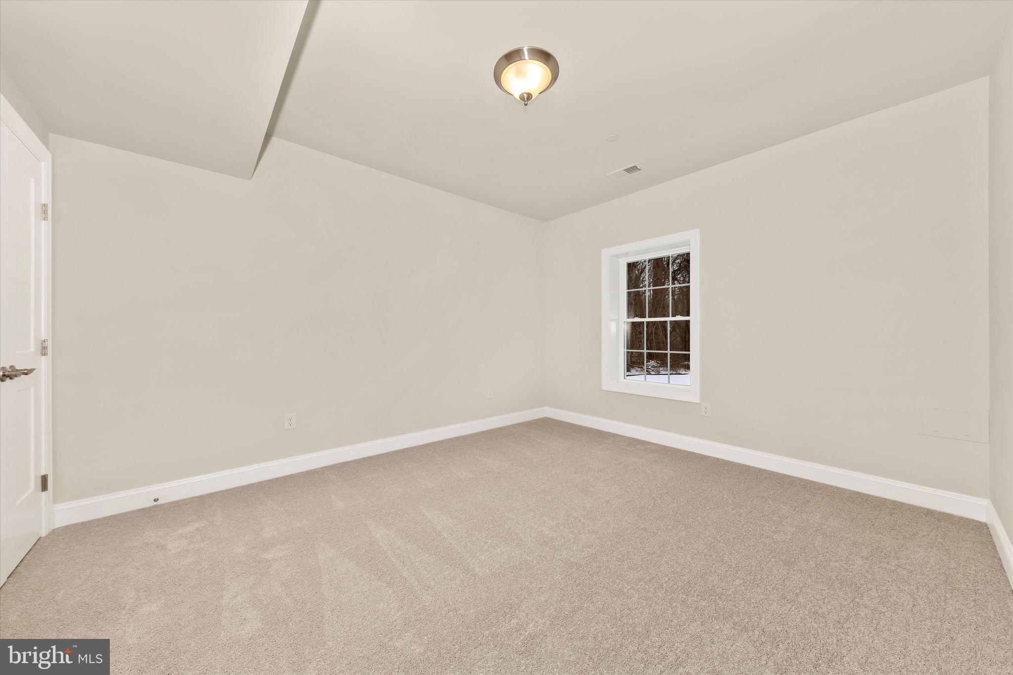 LEGACY FARMS - Residential