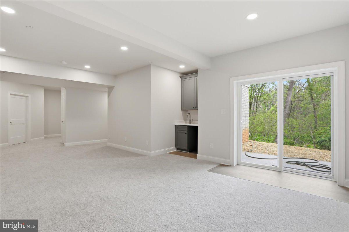 LEGACY FARMS - Residential