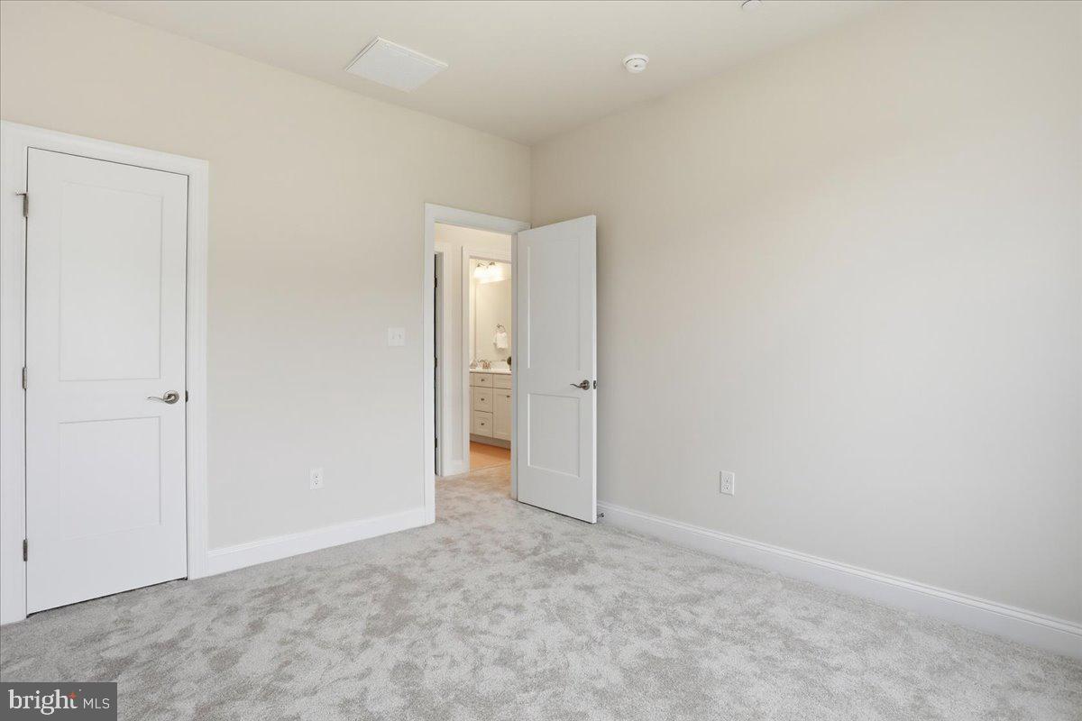 LEGACY FARMS - Residential