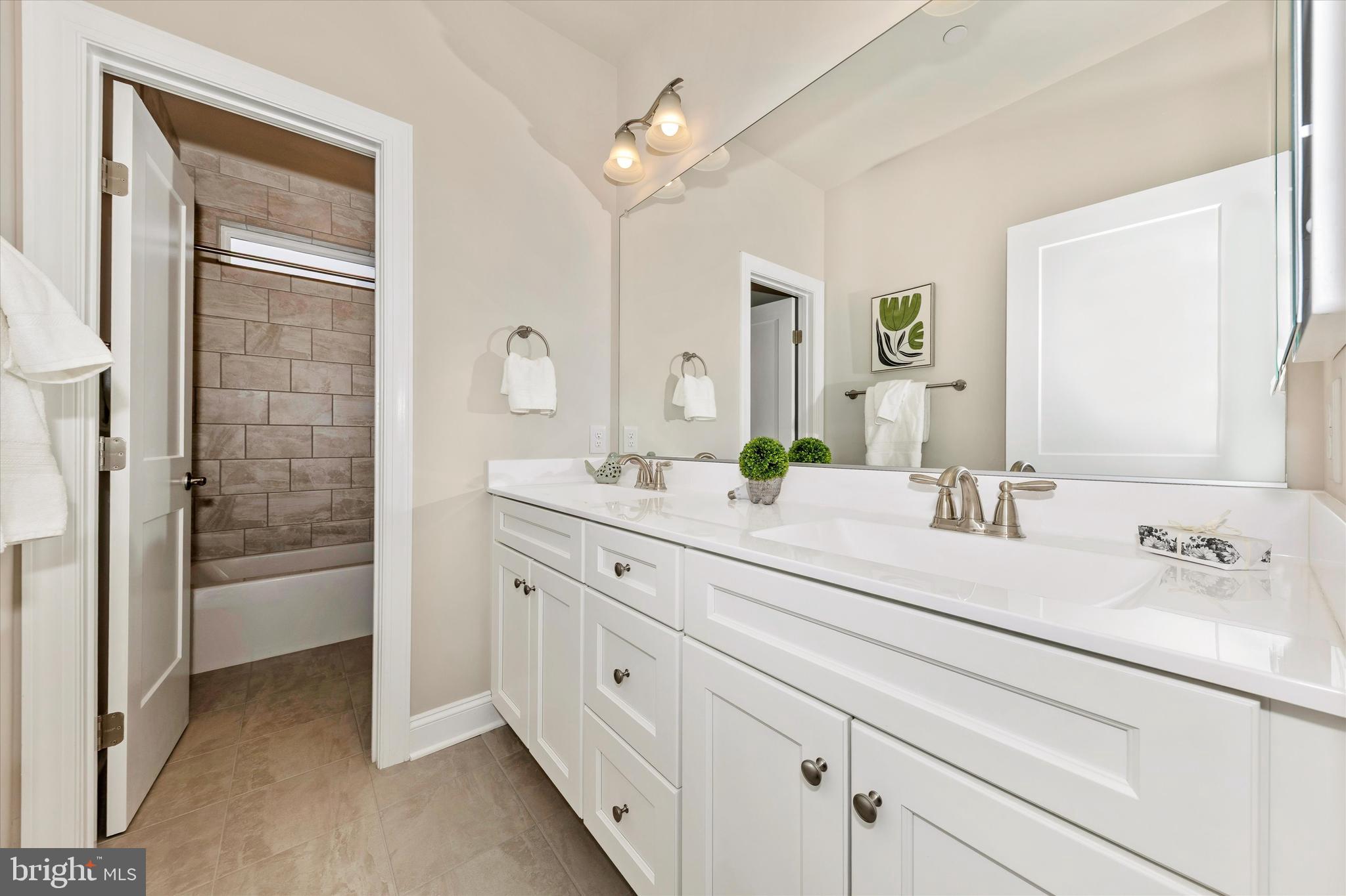 LEGACY FARMS - Residential