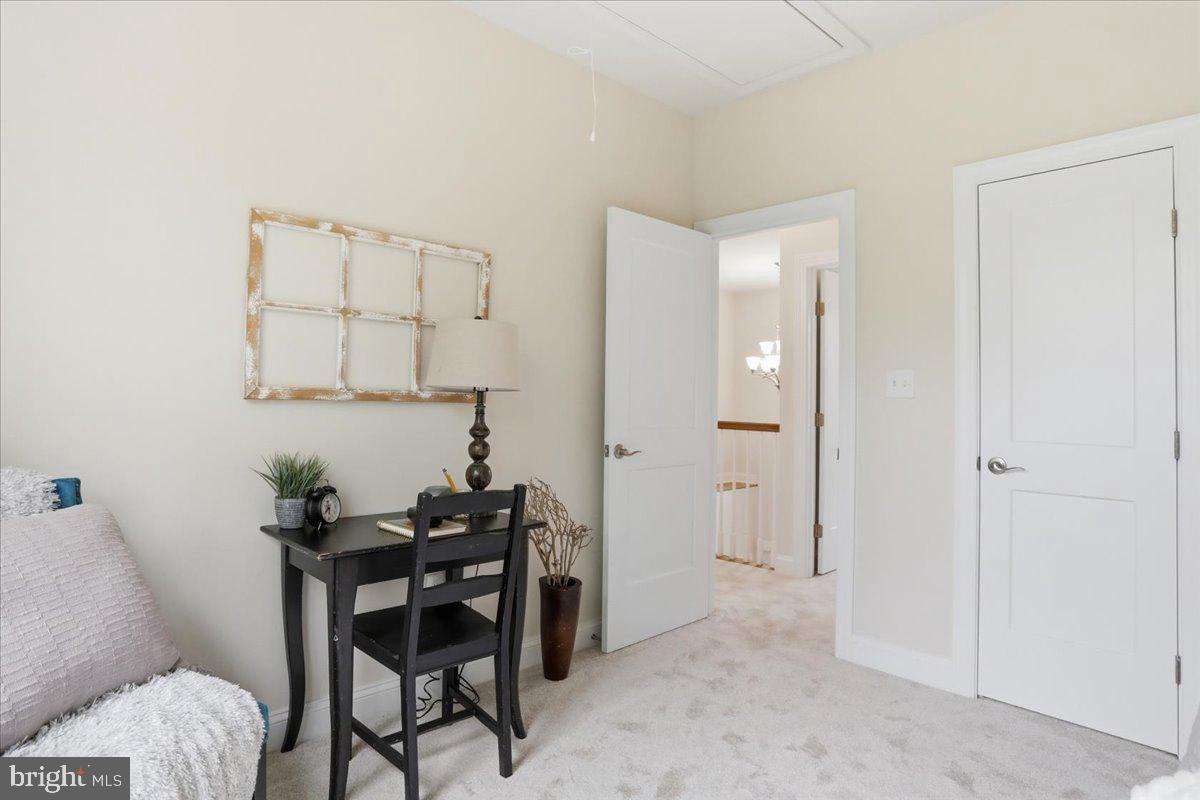 LEGACY FARMS - Residential