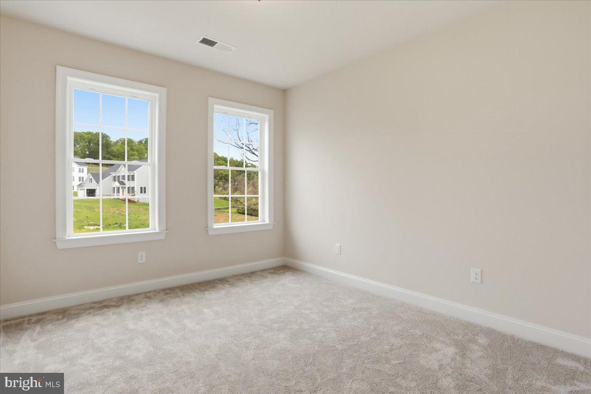 LEGACY FARMS - Residential