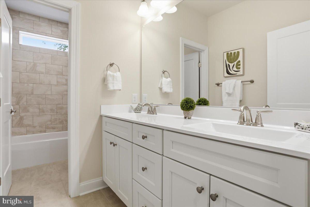 LEGACY FARMS - Residential