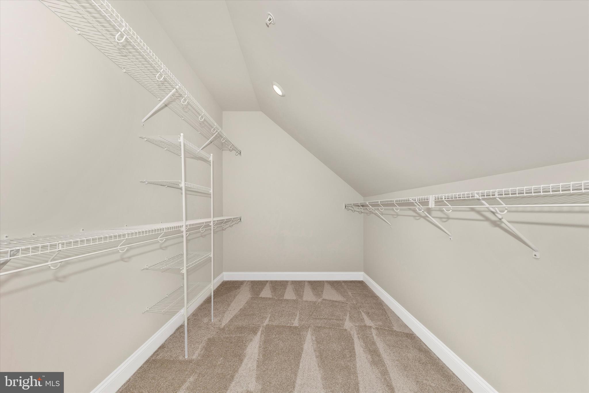 LEGACY FARMS - Residential