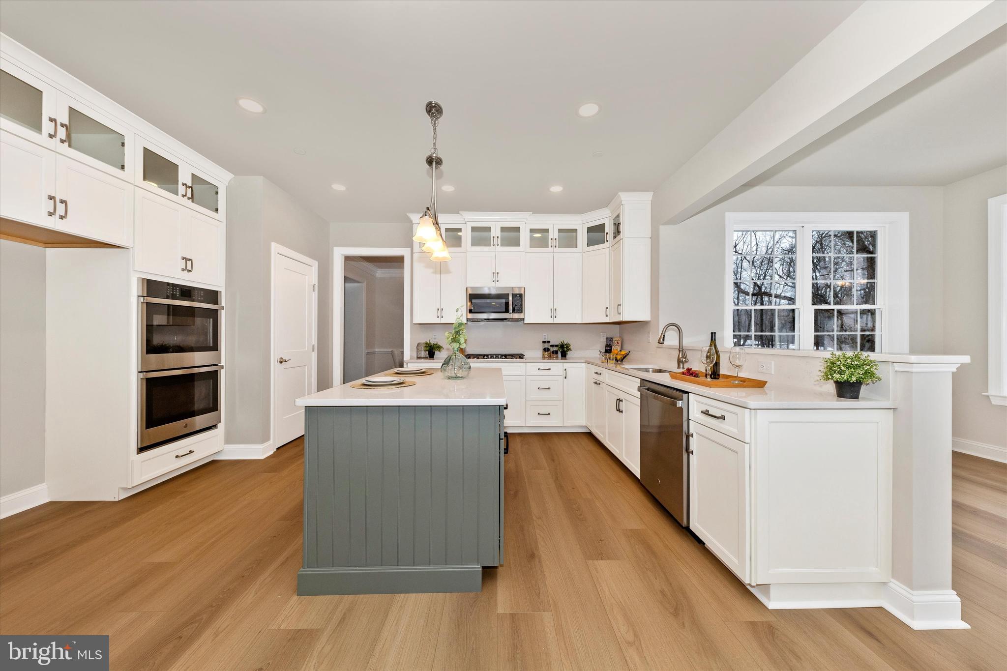 LEGACY FARMS - Residential