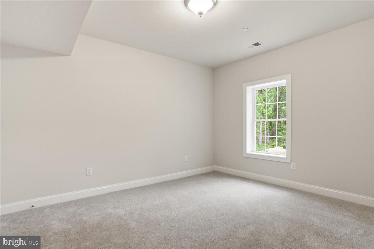 LEGACY FARMS - Residential