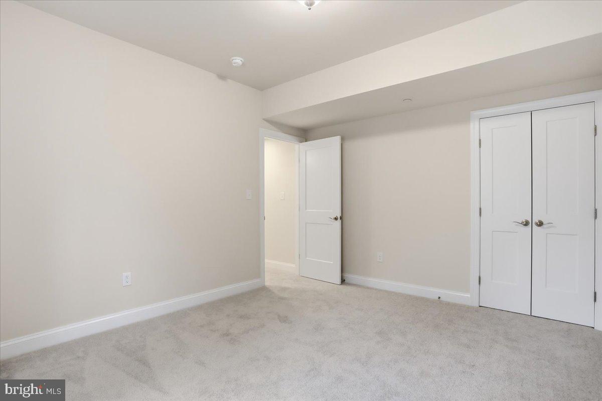 LEGACY FARMS - Residential