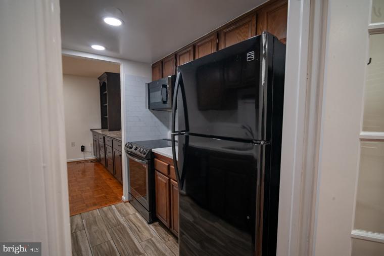 HIGHLANDS OF OLNEY - Residential Lease