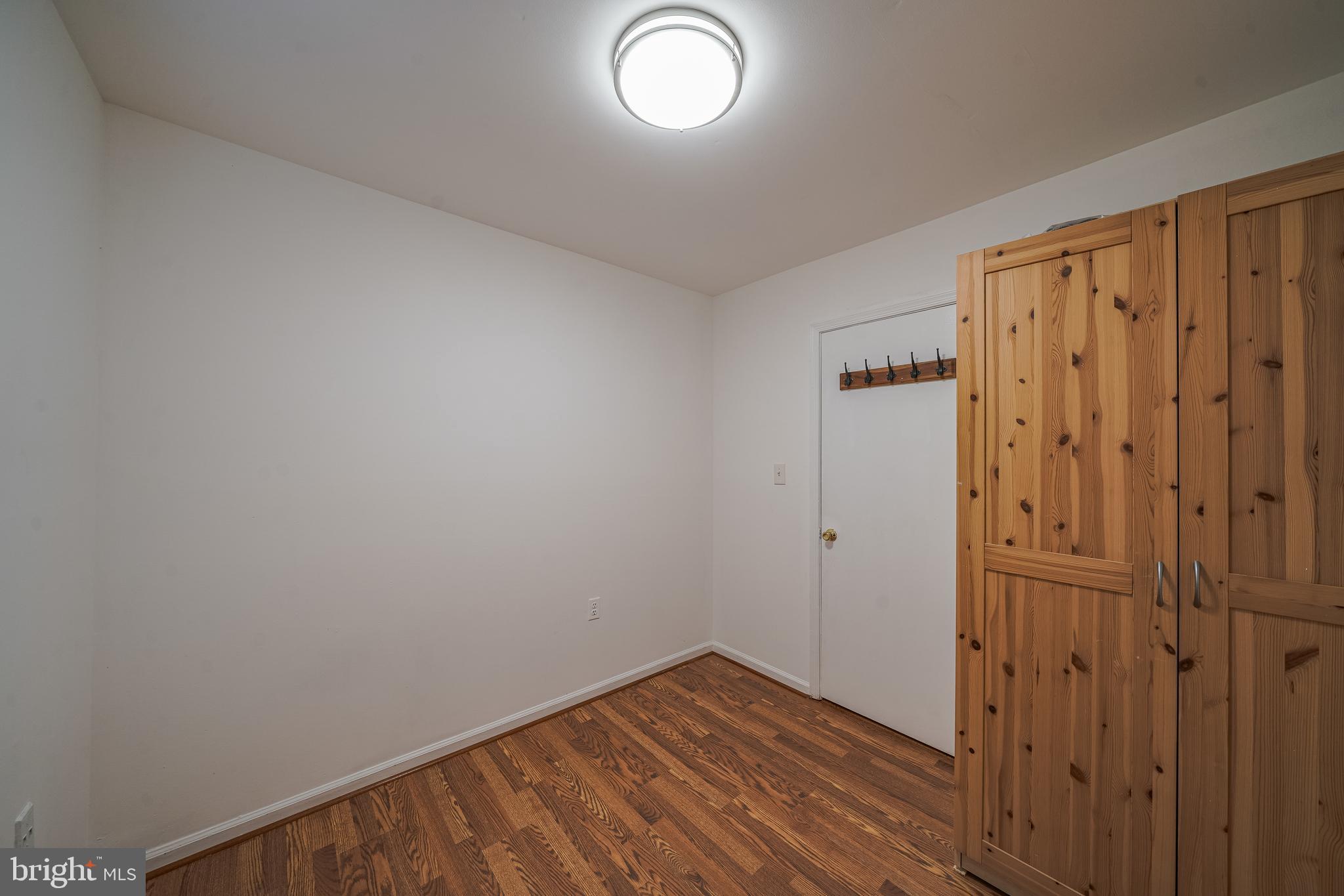 HIGHLANDS OF OLNEY - Residential Lease