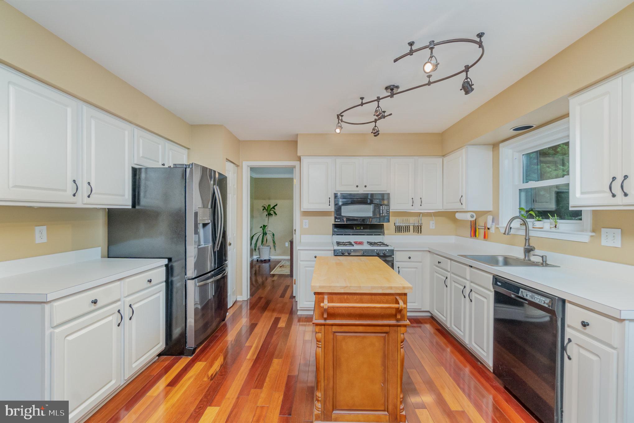 GRACE HARBOUR - Residential