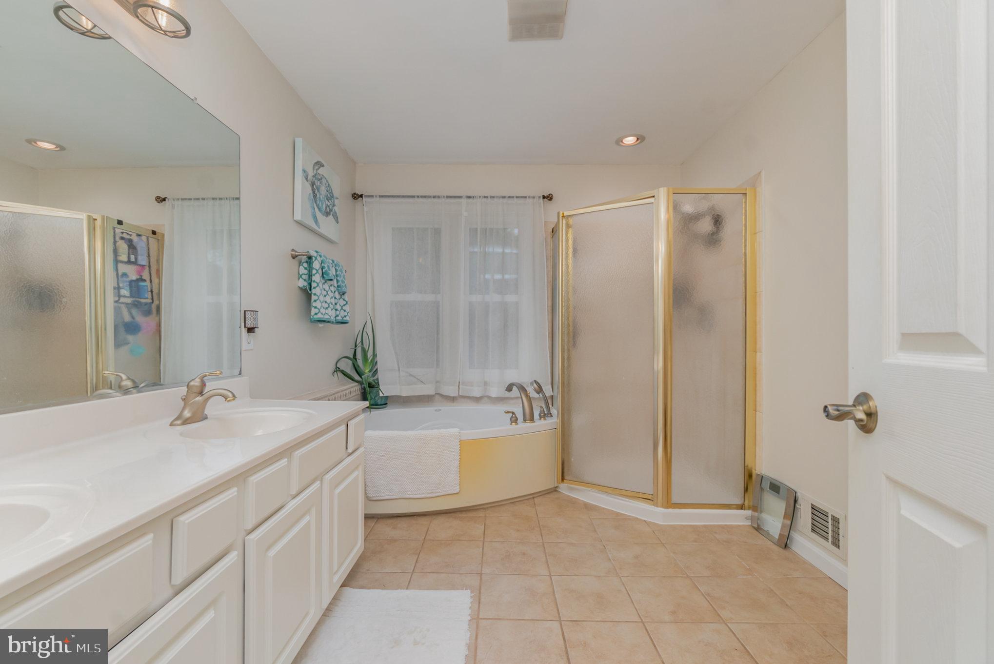 GRACE HARBOUR - Residential