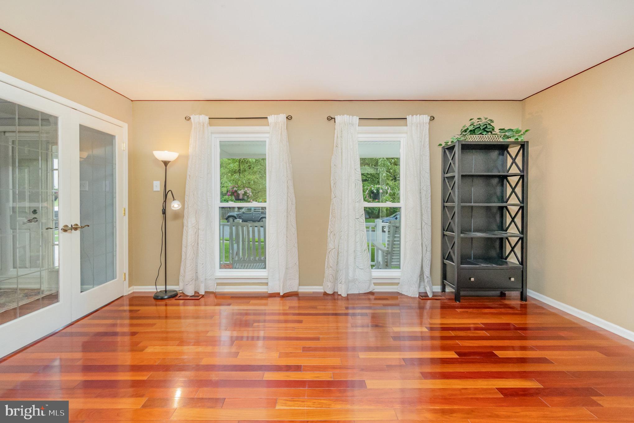 GRACE HARBOUR - Residential