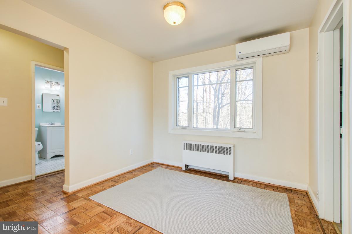 PARKSIDE CONDOMINIUMS - Residential Lease