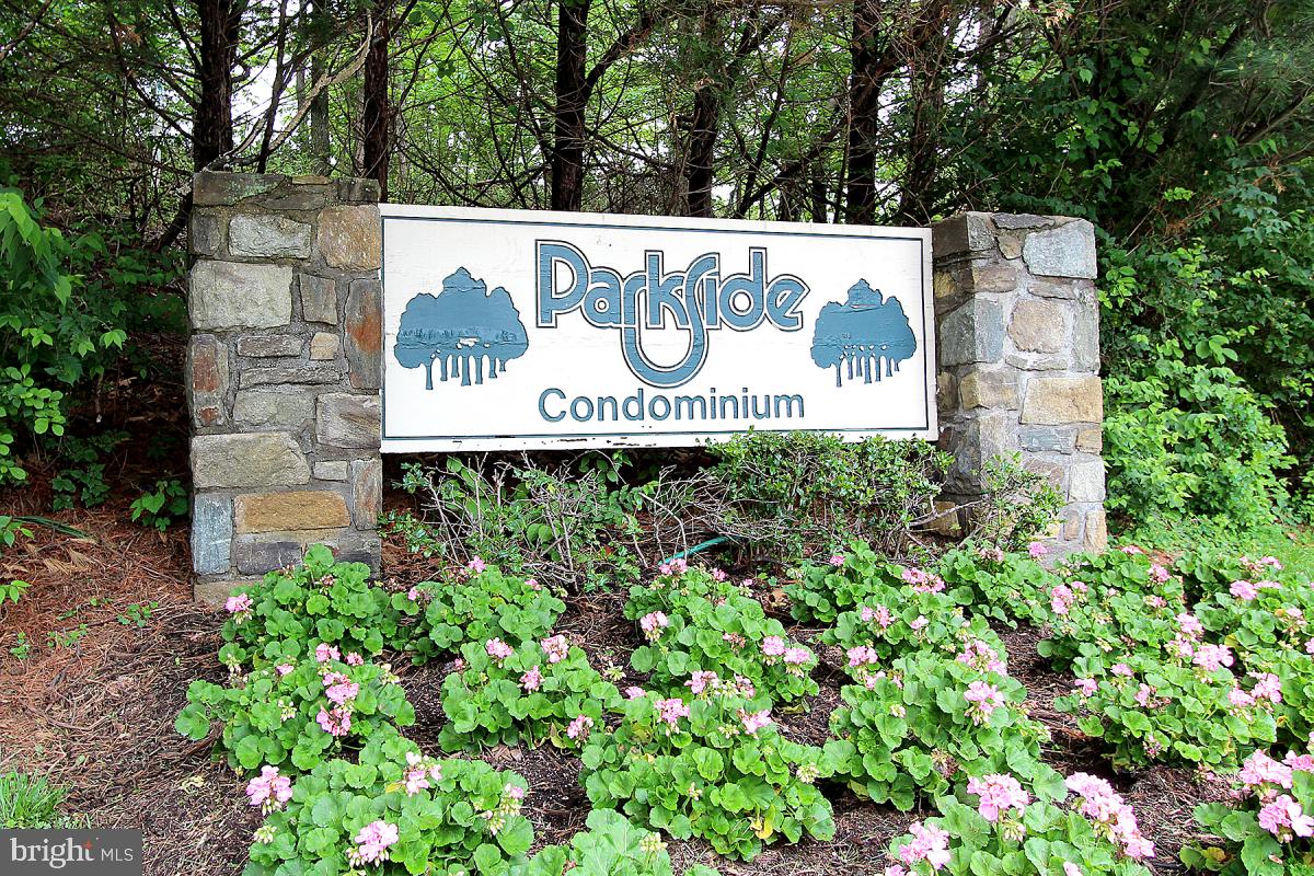 PARKSIDE CONDOMINIUMS - Residential Lease