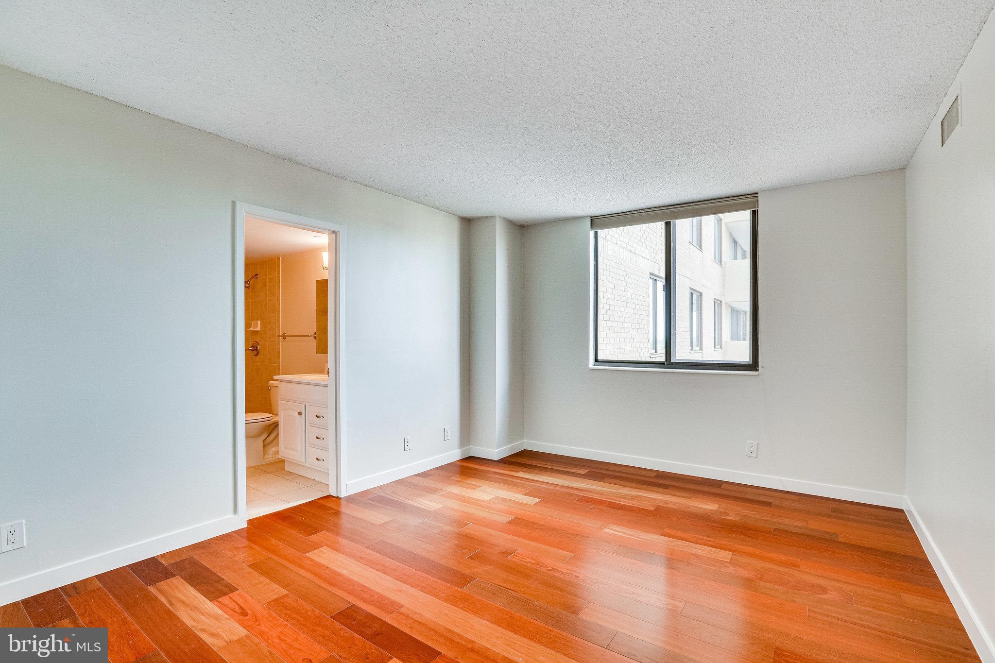 TOWER VILLAS - Residential Lease