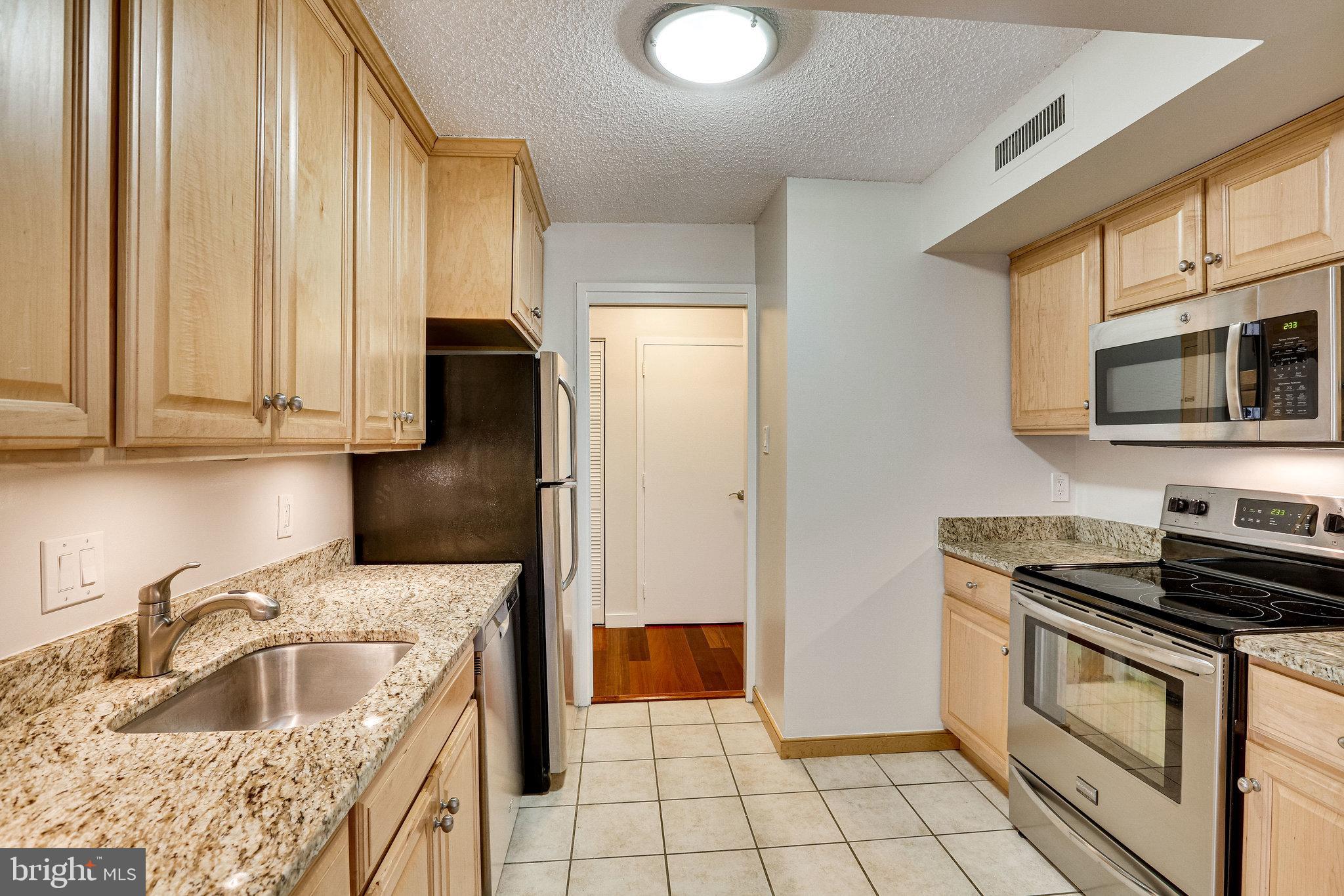 TOWER VILLAS - Residential Lease