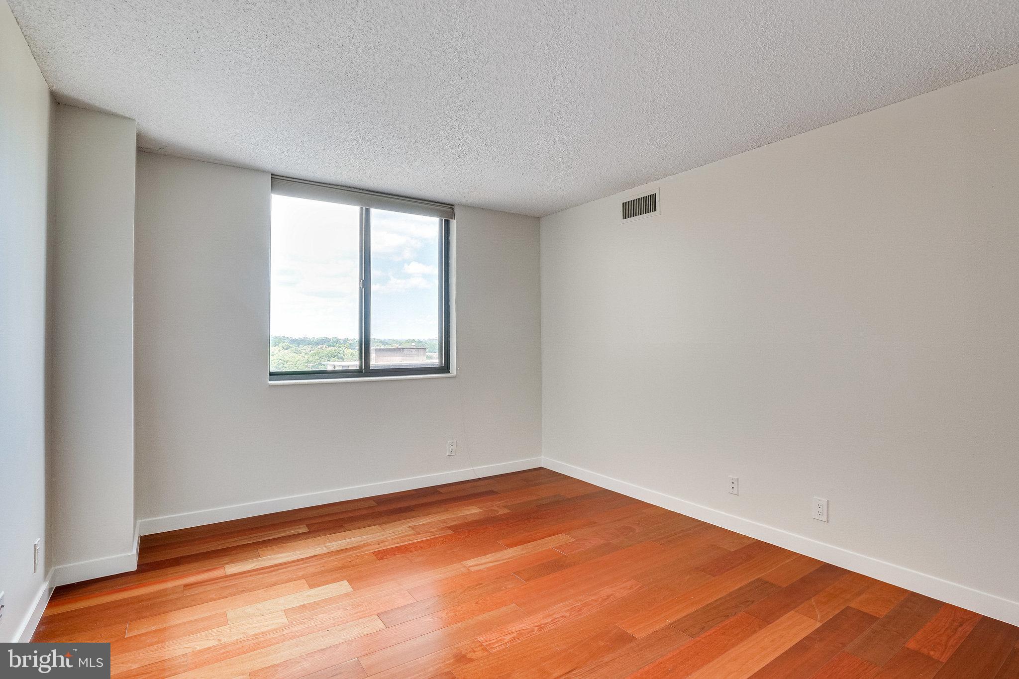 TOWER VILLAS - Residential Lease