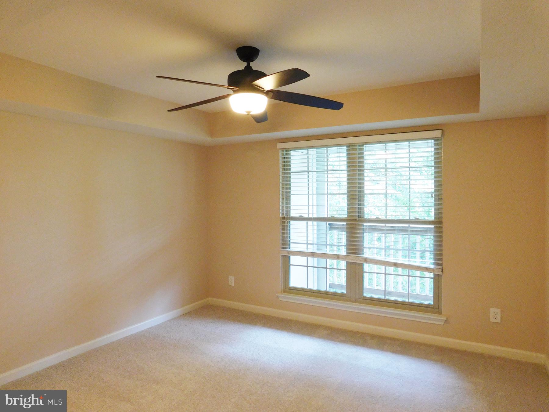 PENDERBROOK SQUARE CONDOMINIUMS - Residential