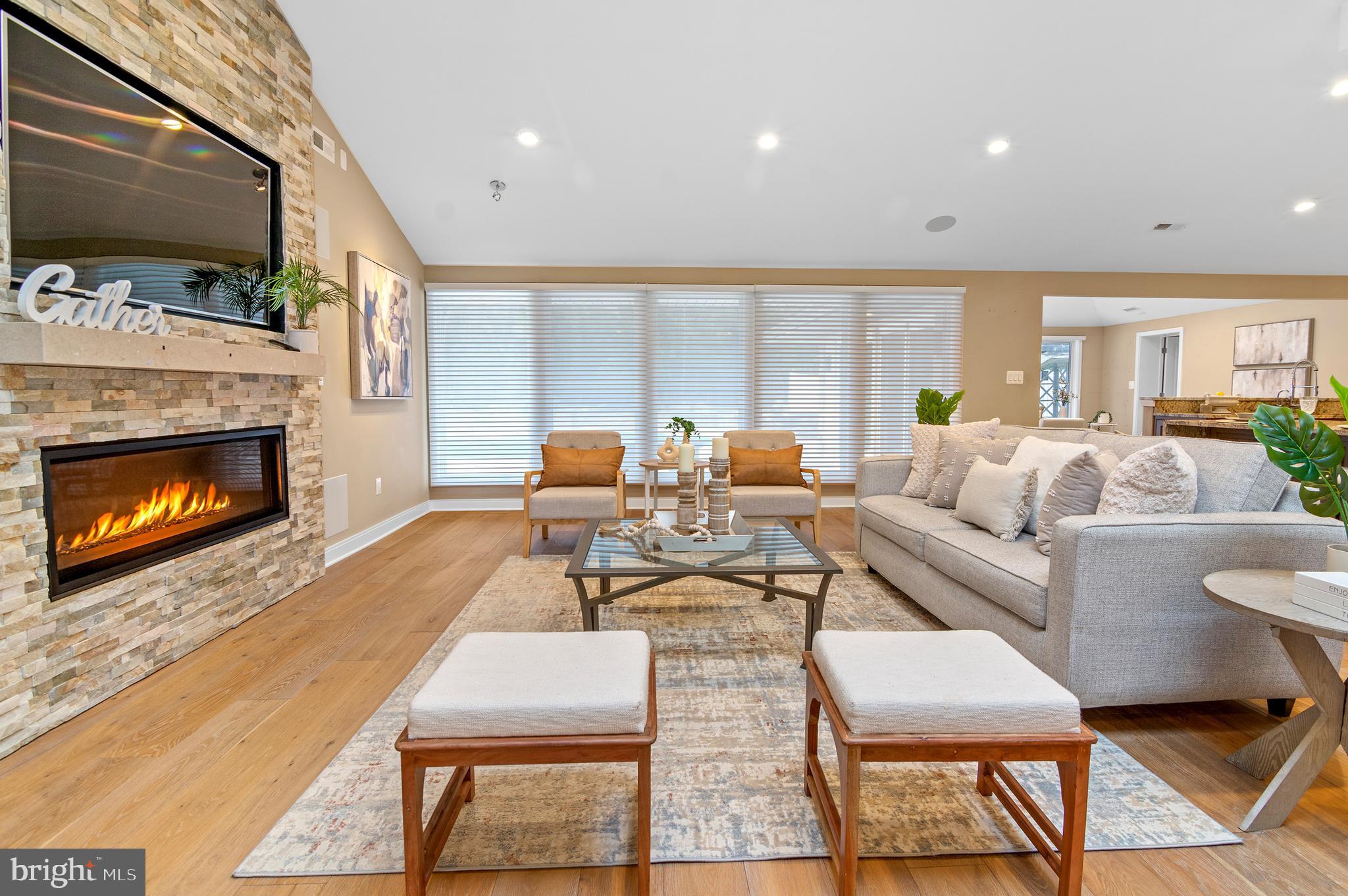 STEVENSON - Residential